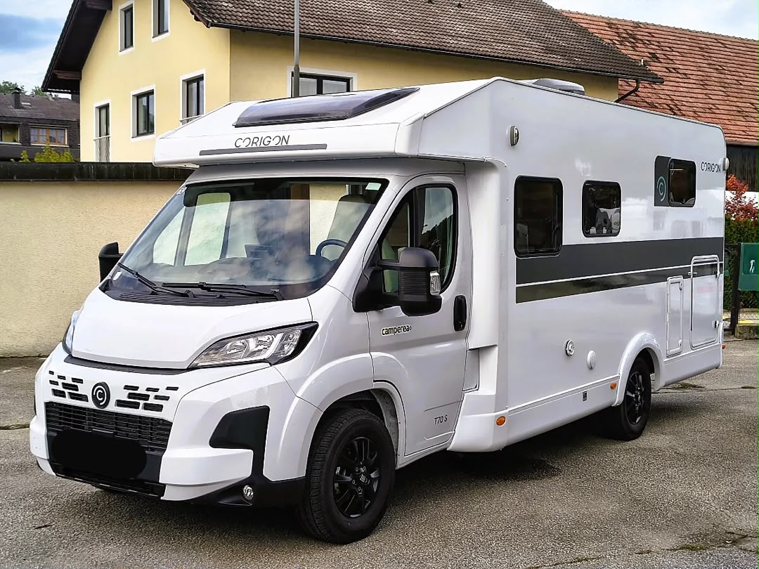 Fiat FIAT Corigon T 70 S + Solar + Lithium — vue principale