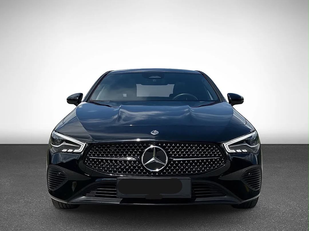 Mercedes-Benz MERCEDES-BENZ CLA 180 — vue principale