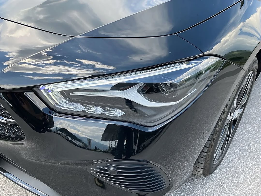 Mercedes-Benz MERCEDES-BENZ CLA 180 — photo 4