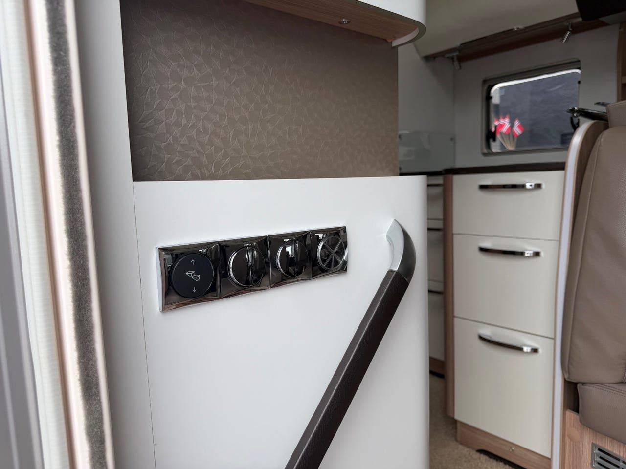 Fiat FIAT BÜRSTNER BI 7285 INTÉGRAL AUTOMAT — photo 9