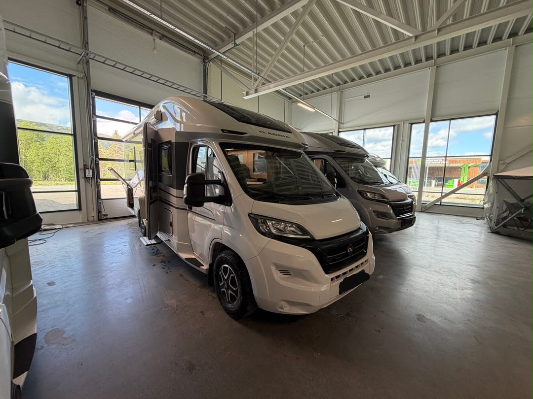 Fiat FIAT Adria Coral 670 SLT — photo 3