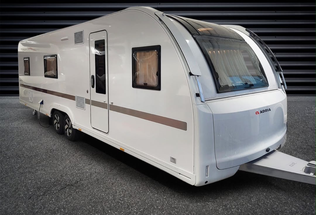 CARAVANE ADRIA ADORA 753 UK