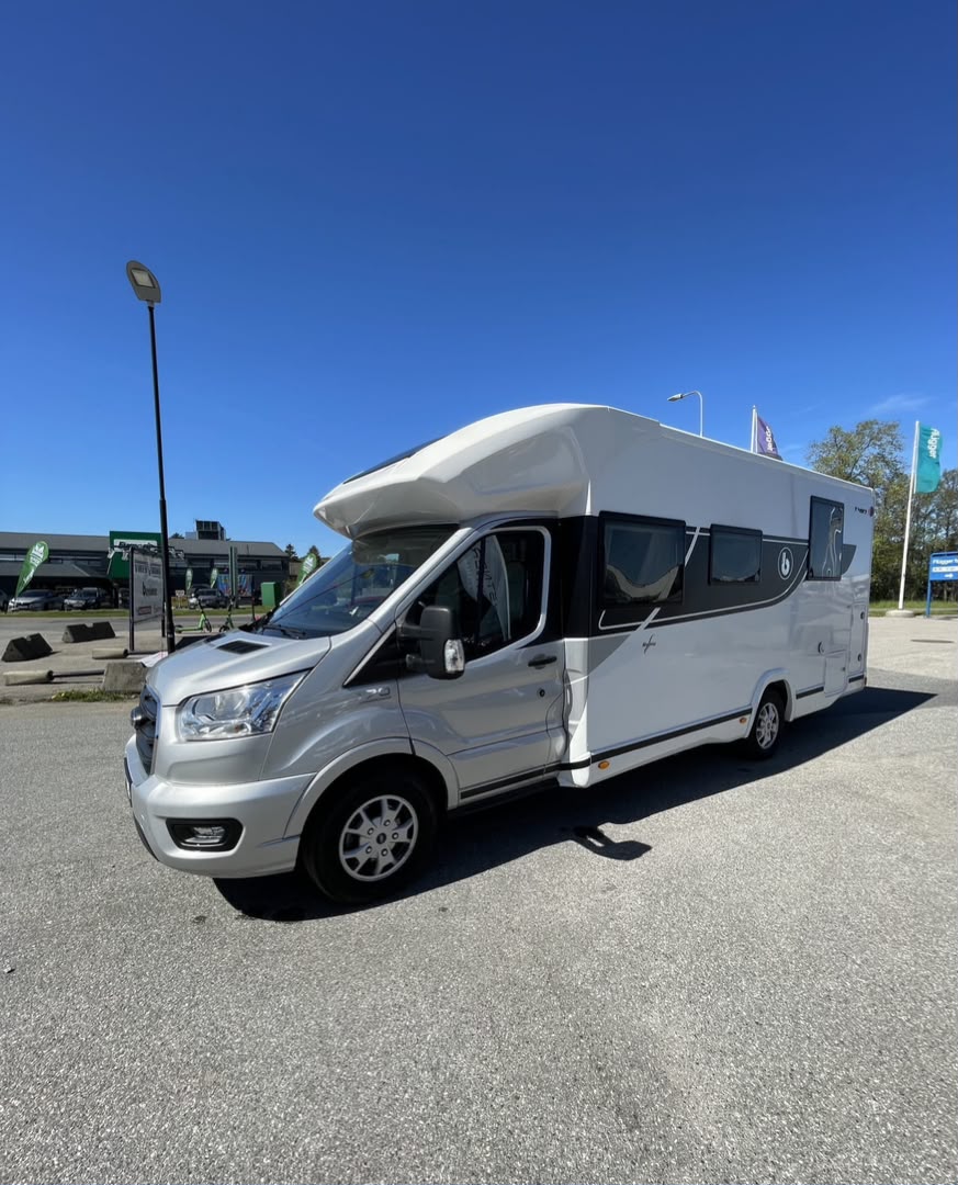 FORD FORD – PROFILÉ – BENIMAR TESSORO 497 — photo 20