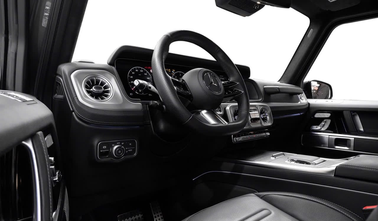 Mercedes-Benz G450 d AMG Line 4MATIC — photo 17