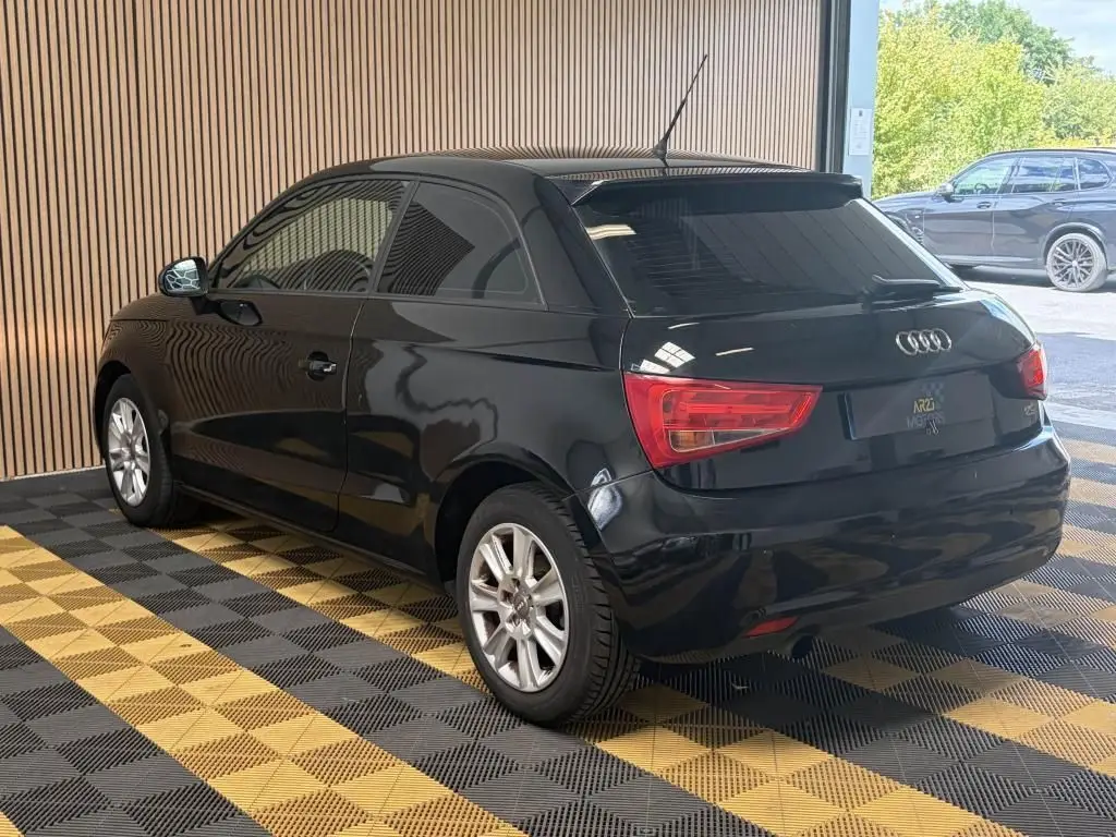 Audi AUDI A1 — photo 9