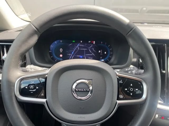 VOLVO Volvo V60 B4 (P) Core Geartronic — photo 10