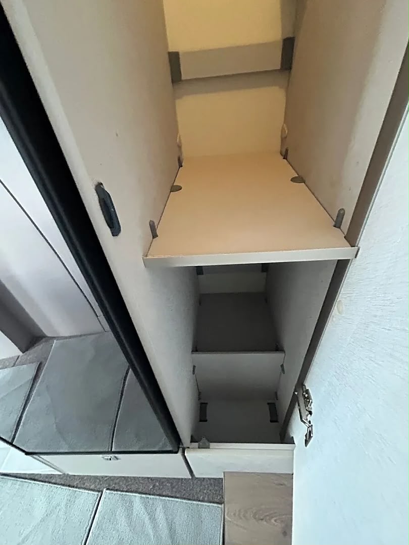 Hymer Exsis I 580 Pure mit Einzelbetten — photo 10