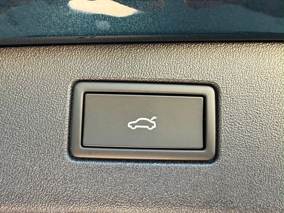 Volkswagen Volkswagen Tiguan Friends eHybrid DSG — photo 17
