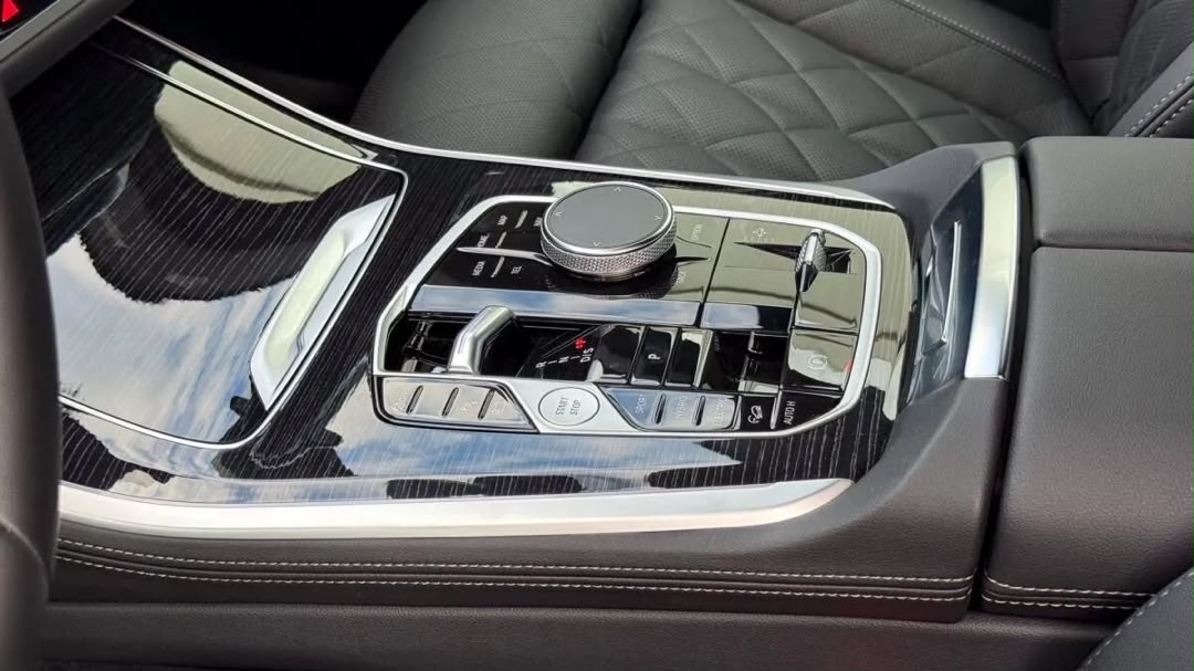 BMW BMW X5 xDrive50e M-Sportpaket — photo 9