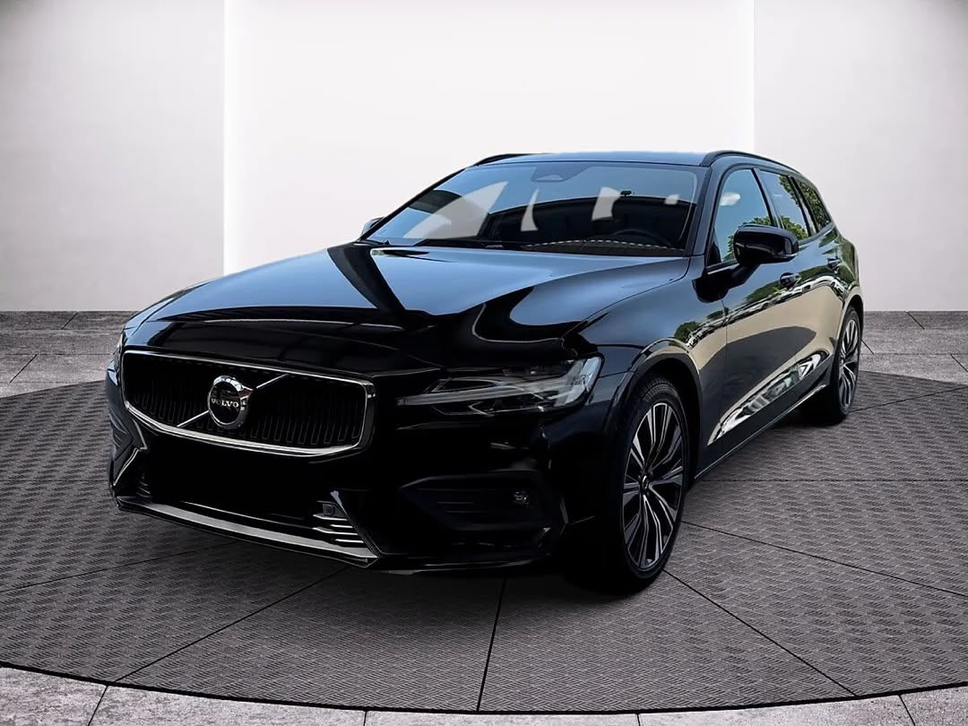 VOLVO Volvo V60 B4 Core Geartronic — photo 2