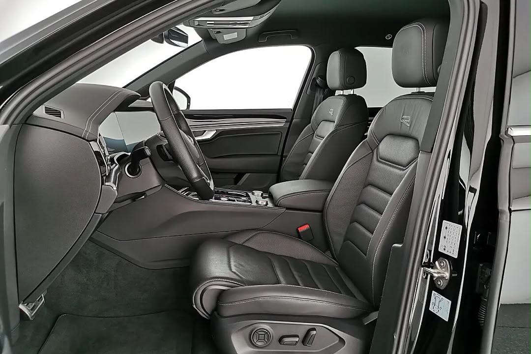 Volkswagen VW Touareg 3.0 V6 R-Line 4Motion — photo 8