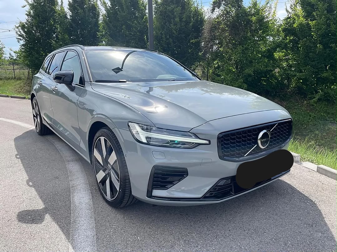 VOLVO Volvo V60 T8 AWD PHEV Plus Dark 4 Life