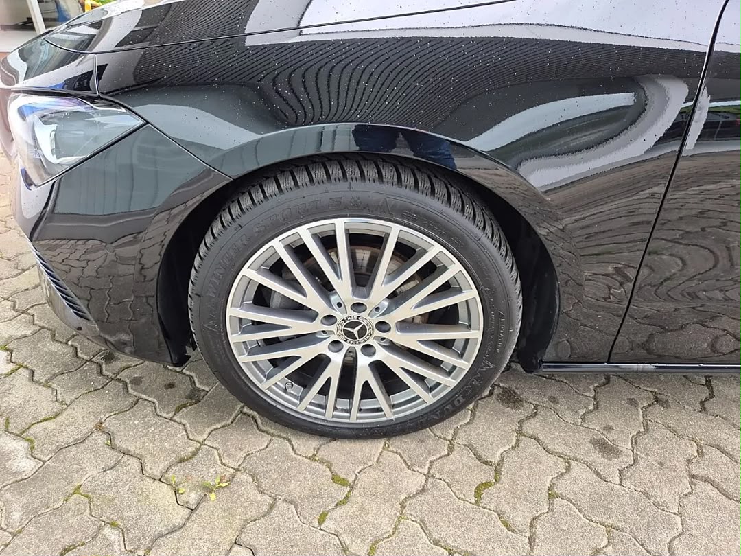 Mercedes-Benz Mercedes-Benz CLA 180 d Shooting Brake Österreich-Edition Progressive — photo 13